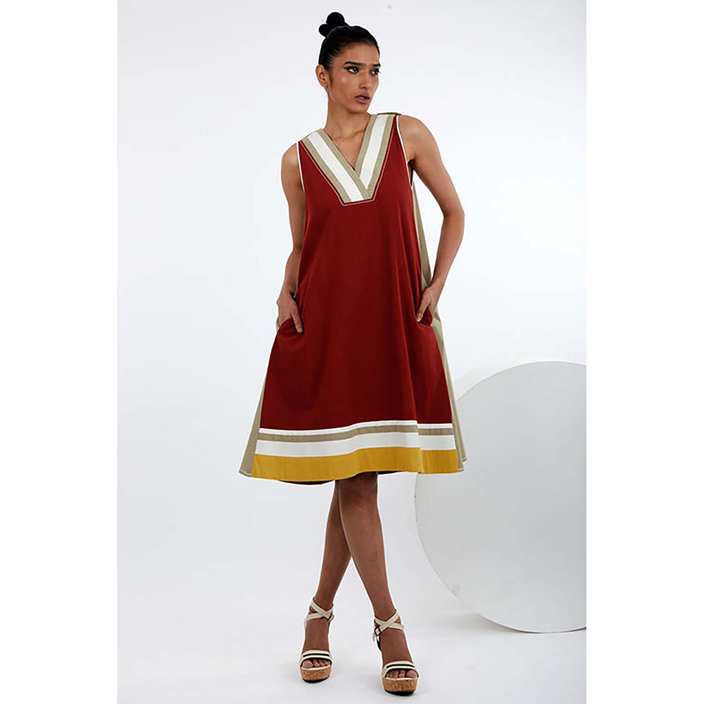 MADDER MUCH Muyu - Shoulder Tab Sleeveless A-Line Dress