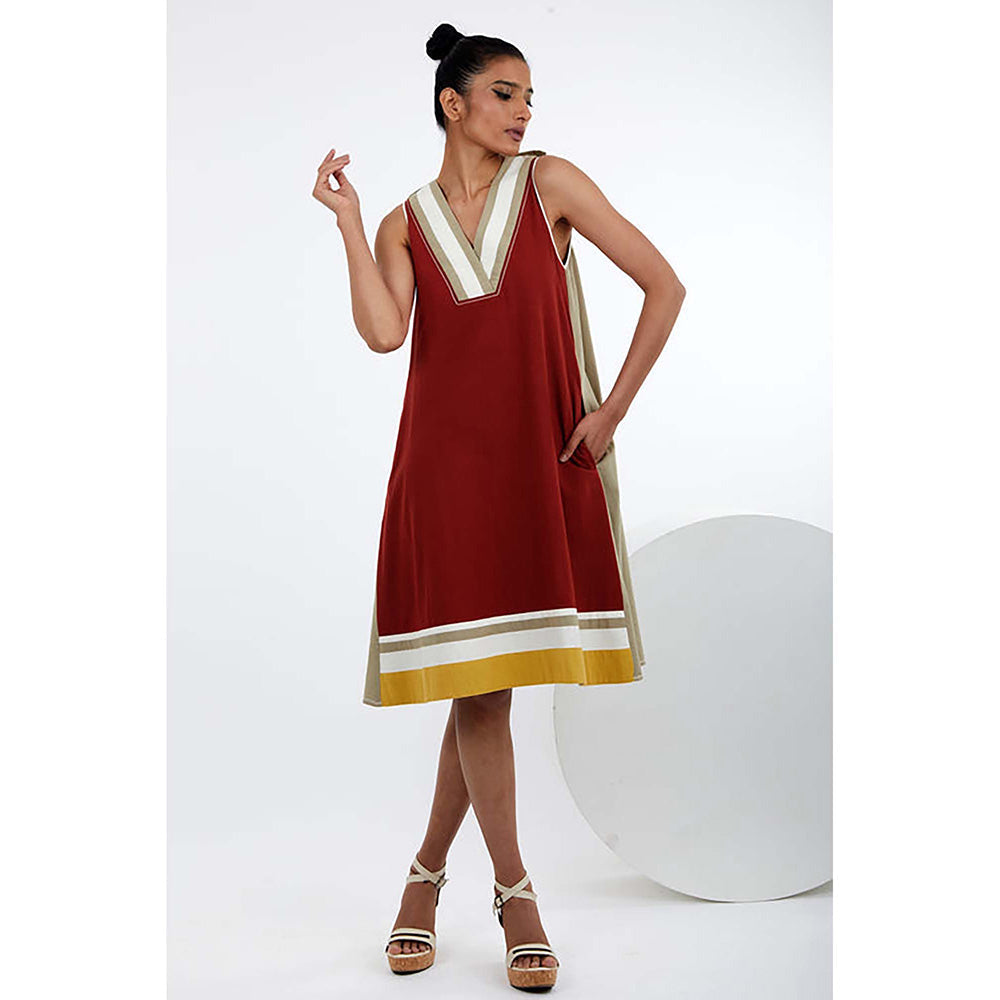 MADDER MUCH Muyu - Shoulder Tab Sleeveless A-Line Dress