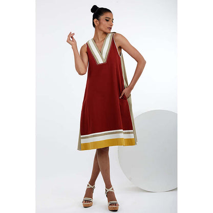 MADDER MUCH Muyu - Shoulder Tab Sleeveless A-Line Dress