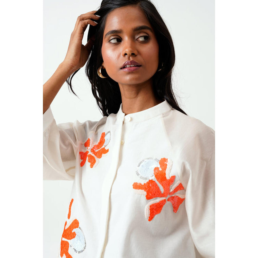 MADDER MUCH Cotton White Mandarin Neck Solid/Plain Shirt