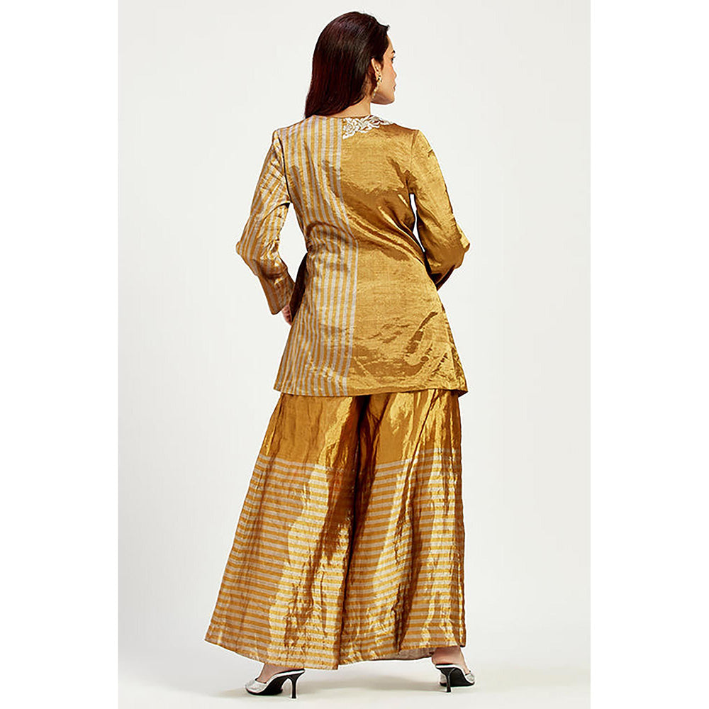 MADDER MUCH Cusco 2.0 - Golden Bow Blazer with Peeking Sun Trouser