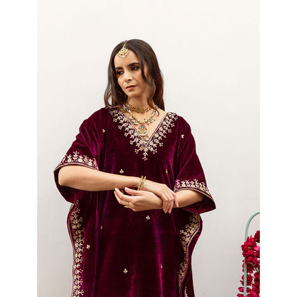 Maison Shefali Ibtida - Velvet Embroidered Kaftan with Pant (Set of 2)