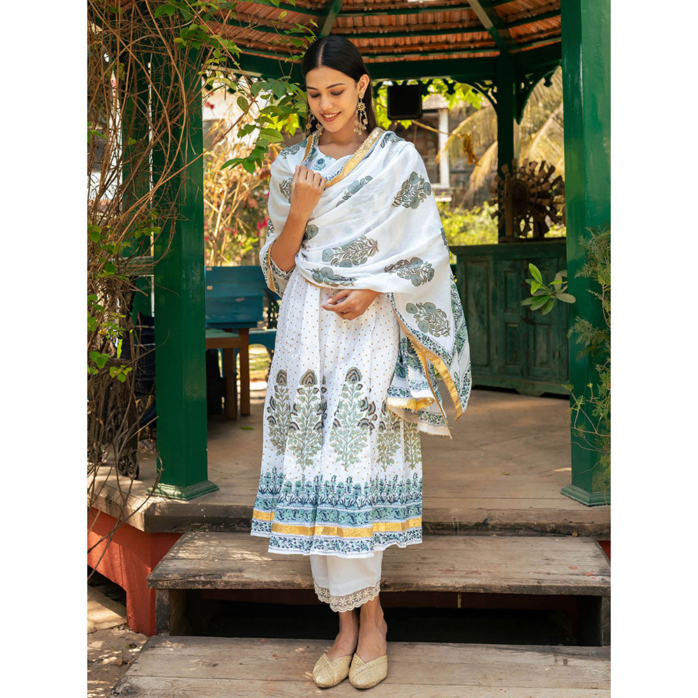 Maison Shefali Mughal White Boota Kurta with Pant and Dupatta (Set of 3)