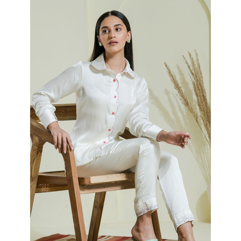 Maive White Embroidered Co-Ord (Set of 2)