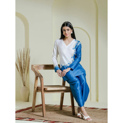 Maive Blue Embroidered Kurti with Pant (Set of 2)