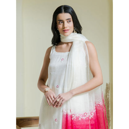 Maive White Pink Hand Embroidered Kurta Pant with Dupatta (Set of 3)