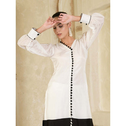 Maive White & Black Colorblock Kurta and Pant (Set of 2)