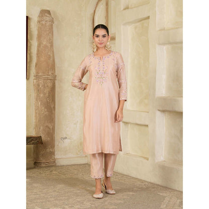 Maive Mauve Hand Embroidered Chanderi Kurta with Pant and Dupatta (Set of 3)