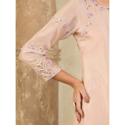 Maive Mauve Hand Embroidered Chanderi Kurta with Pant and Dupatta (Set of 3)