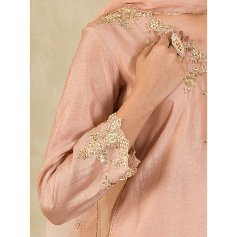 Maive Mauve Hand Embroidered Chanderi Kurta with Pant and Dupatta (Set of 3)