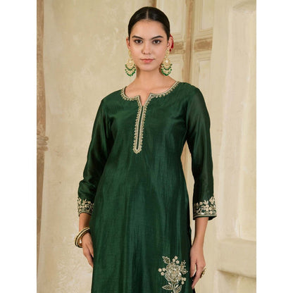 Maive Dark Green Embroidered Chanderi Kurta with Pant and Dupatta (Set of 3)