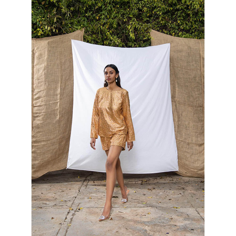 MALIE Gold GROOVE Top