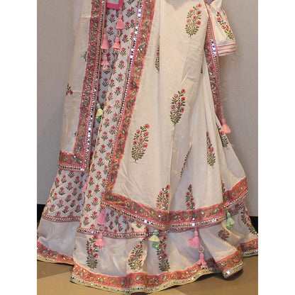 MALIKA GUPTA Alveera Floral Print Lehenga with Blouse and Dupatta Potli (Set of 4)