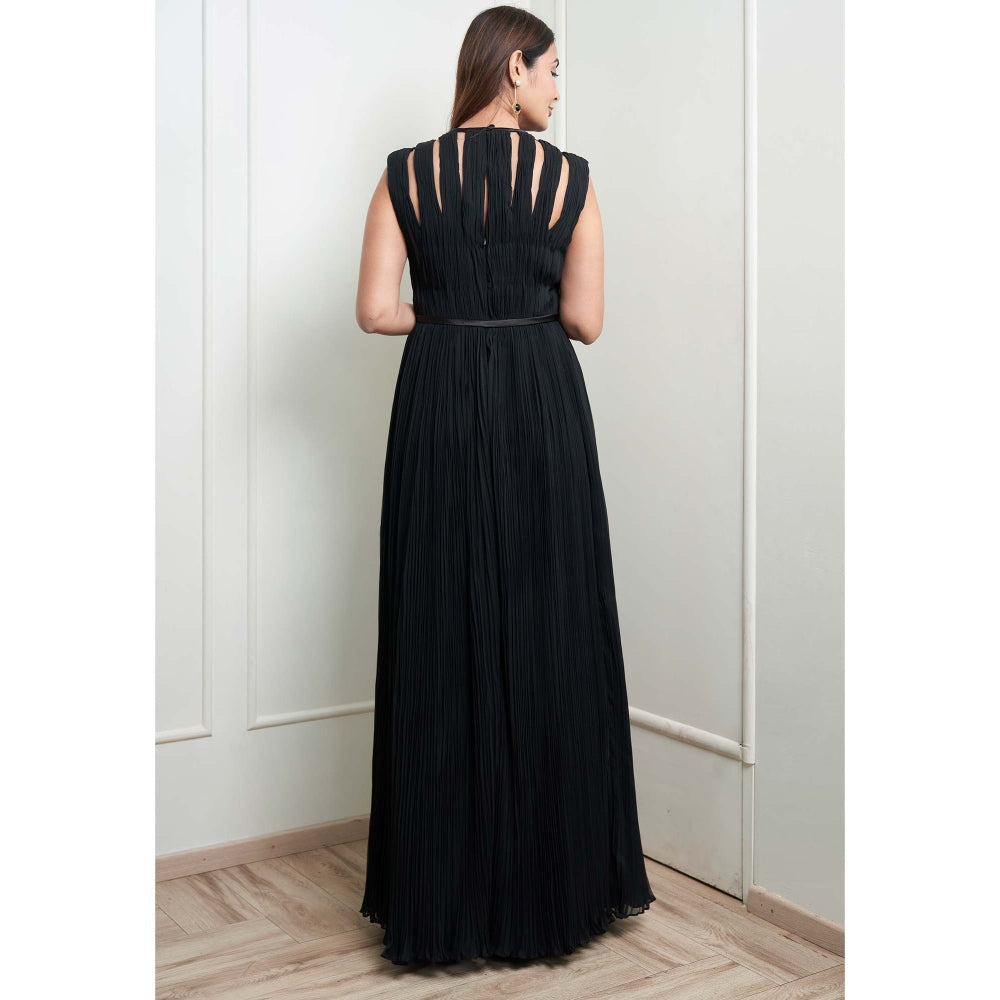MALIKA GUPTA Black Lauren Solid Gown