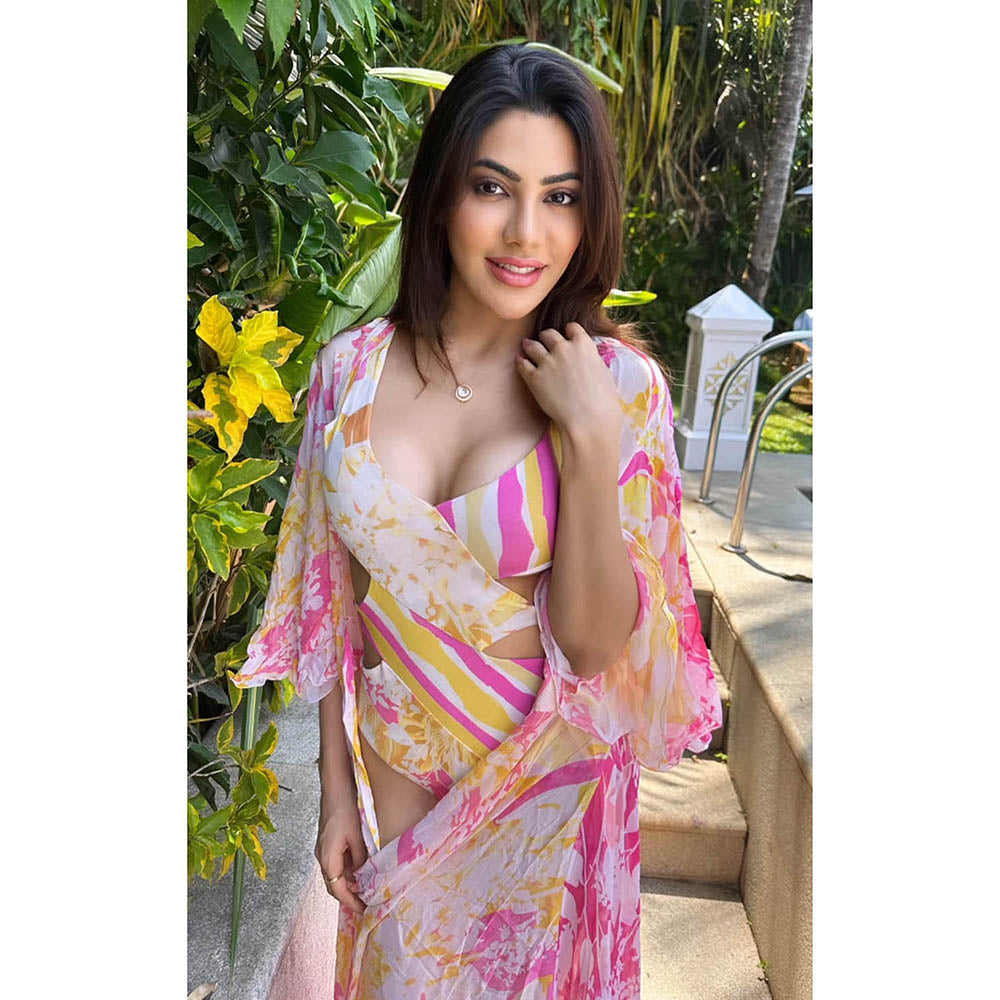 MANDIRA WIRK Orchid & Daisy Printed Bodysuit with Cape Pink (Set of 2)