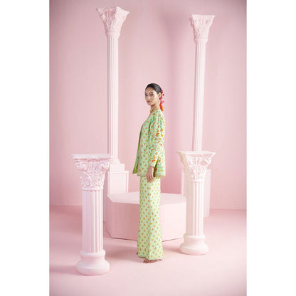 MANDIRA WIRK Women'S Farah Floral Kurta with Sharara and Jacket (Set of 3)