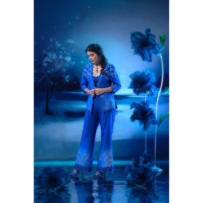 MANDIRA WIRK Blue Twilight Printed Scallop Jacket with Inner and Pant