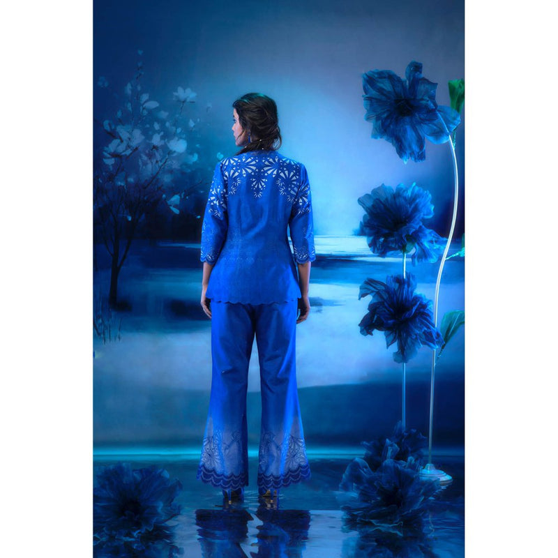 MANDIRA WIRK Blue Twilight Printed Scallop Jacket with Inner and Pant