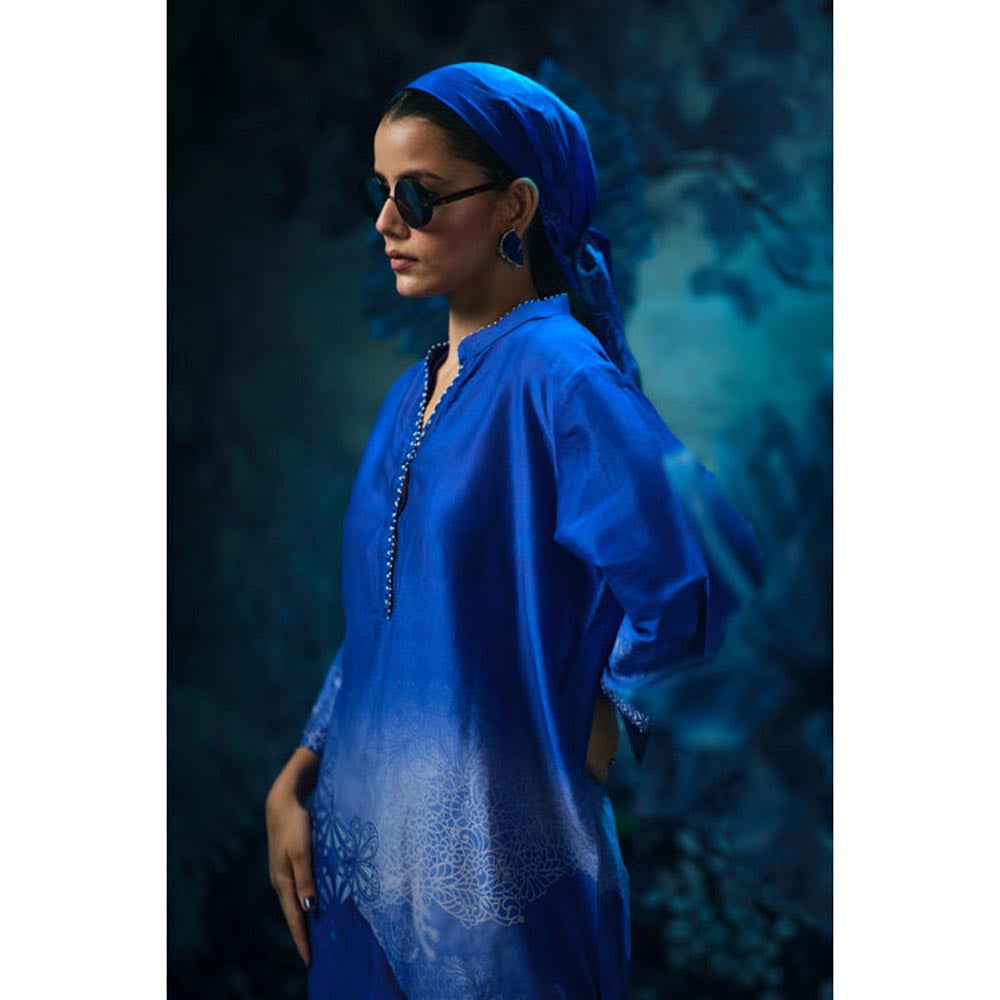 MANDIRA WIRK Women Chanderi Indigo Tunic with Pant and Dupatta