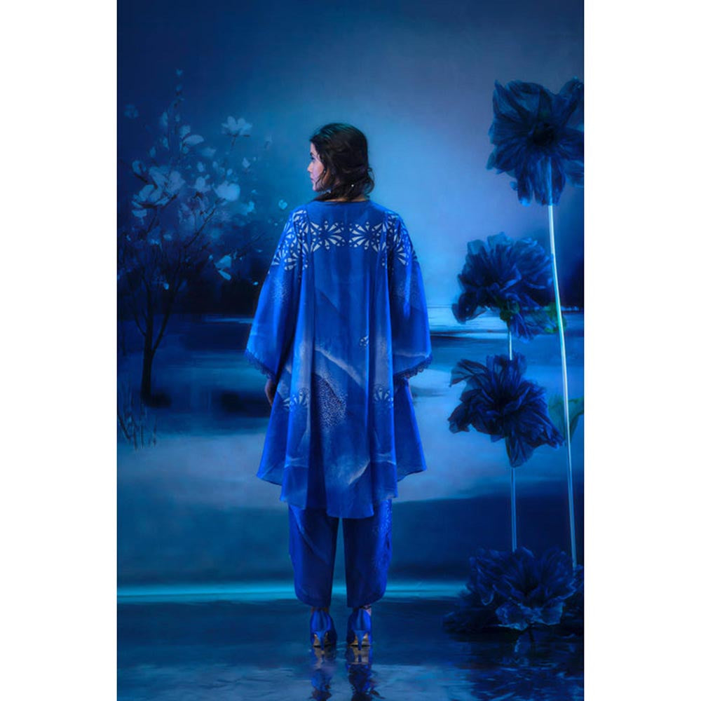 MANDIRA WIRK Women Chanderi Blue Kurta with Pant and Dupatta