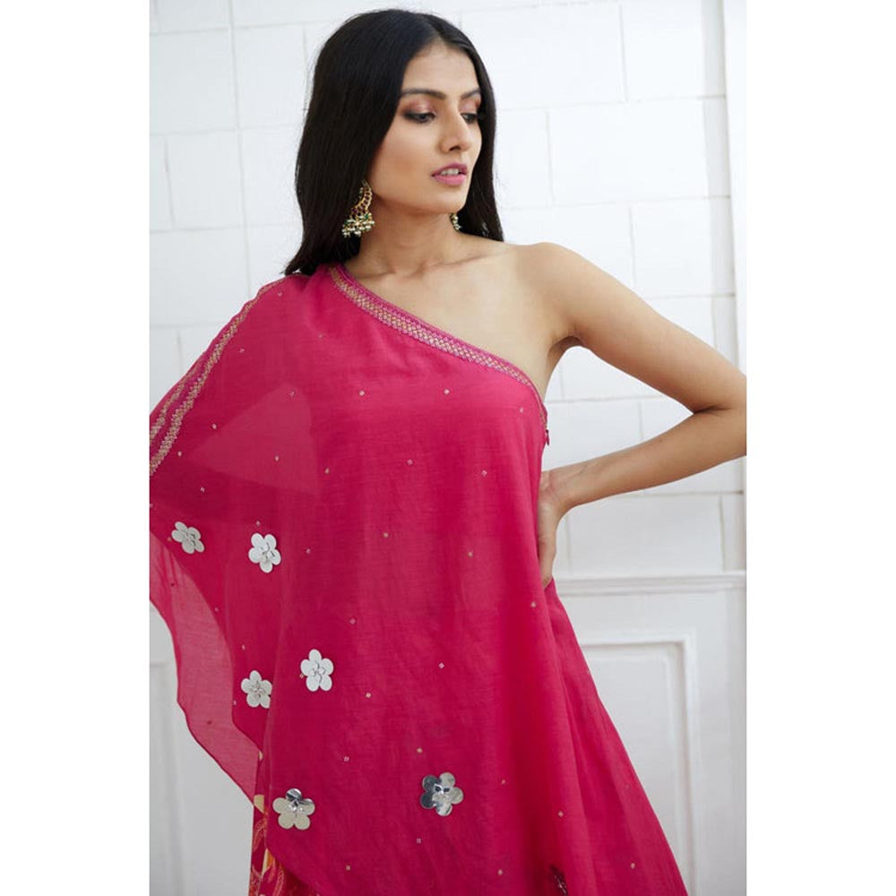 MANDIRA WIRK Women Chanderi Pink Kurta with Palazzo