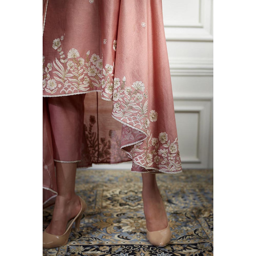 MANDIRA WIRK Women Chanderi Pink Kurta with Pant and Dupatta