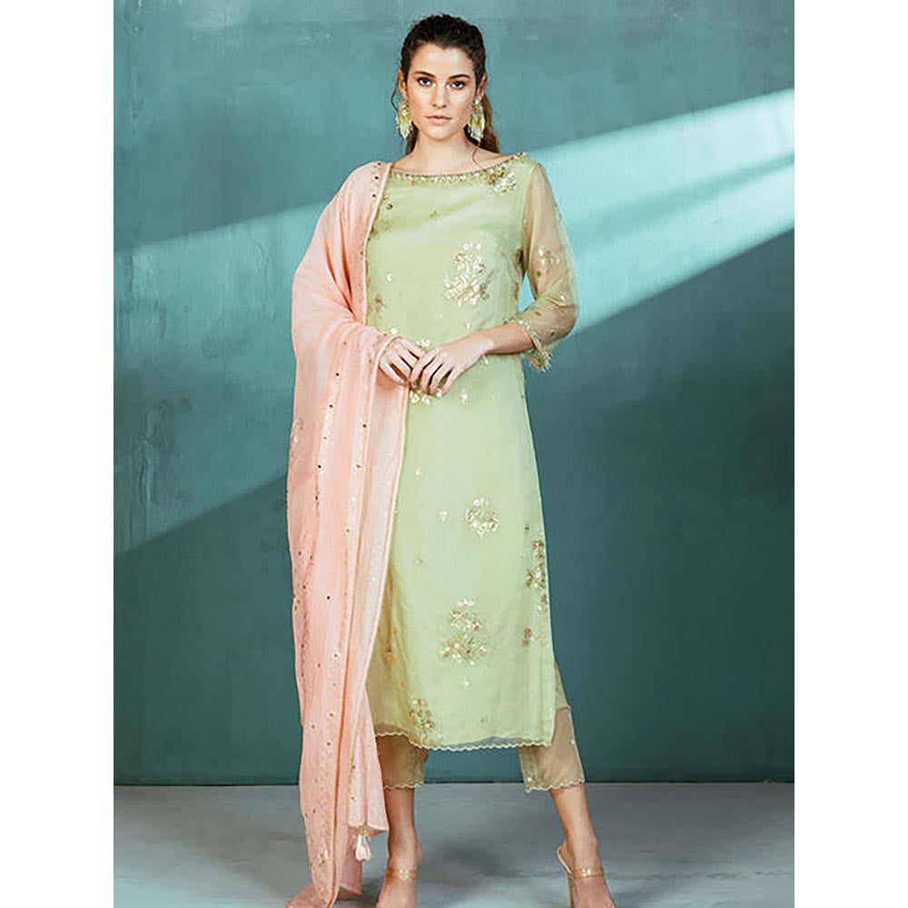 MANDIRA WIRK Women Chanderi Green Kurta with Pant and Dupatta