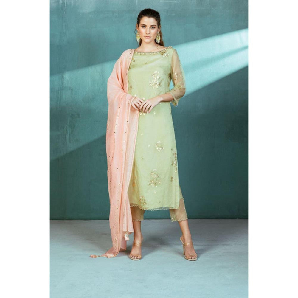 MANDIRA WIRK Women Chanderi Green Kurta with Pant and Dupatta