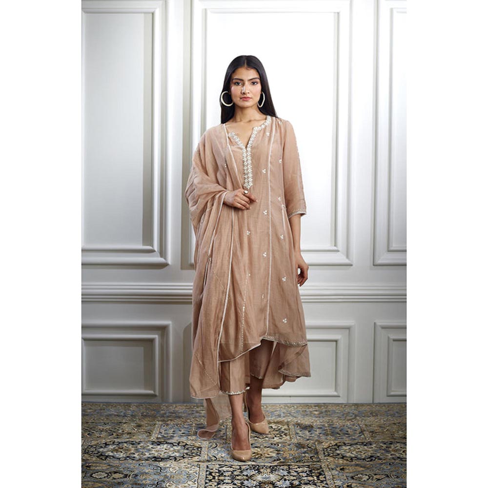 MANDIRA WIRK Women Chanderi Beige Kurta with Pant and Dupatta