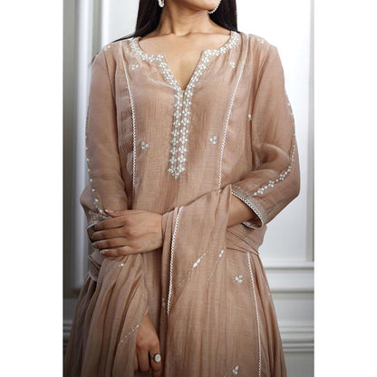 MANDIRA WIRK Women Chanderi Beige Kurta with Pant and Dupatta
