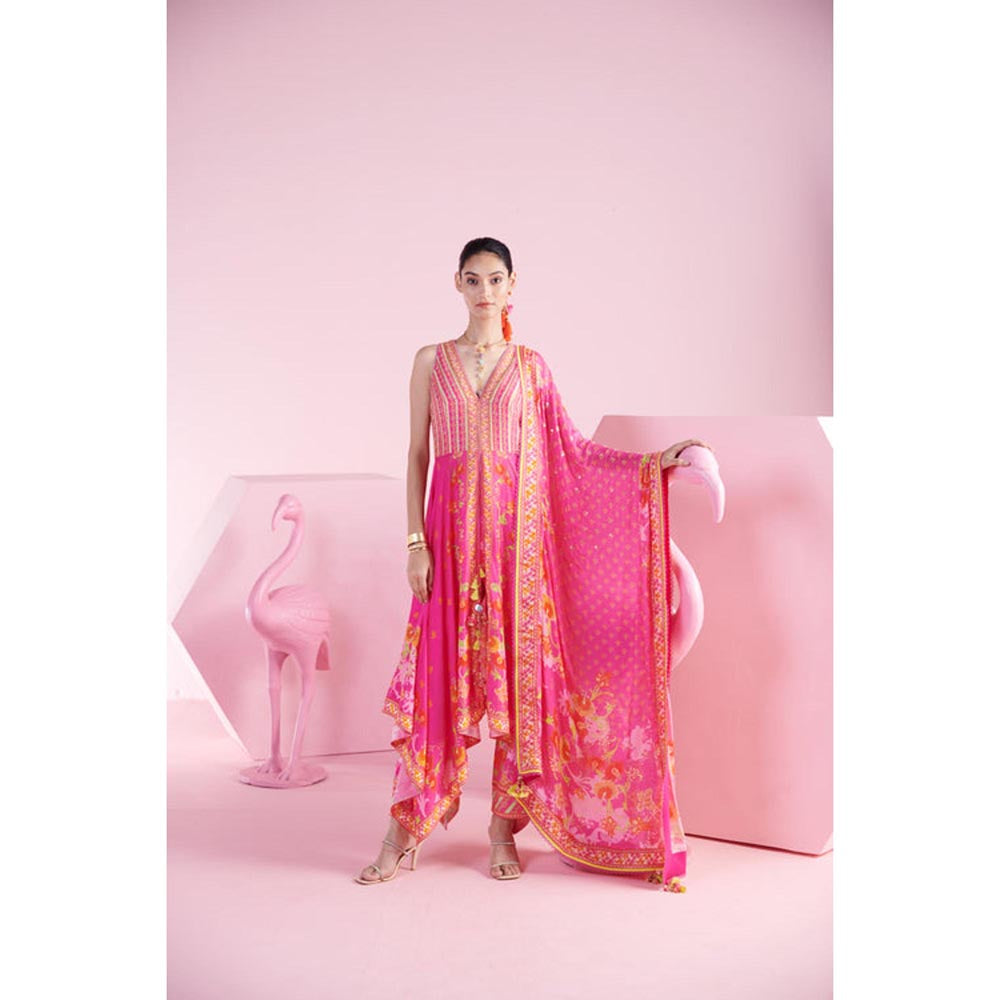 MANDIRA WIRK Women Chanderi Pink Kurta with Pant and Dupatta