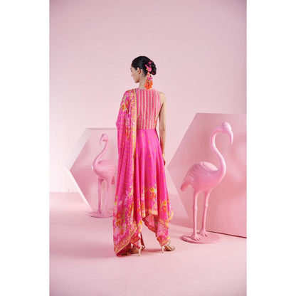MANDIRA WIRK Women Chanderi Pink Kurta with Pant and Dupatta