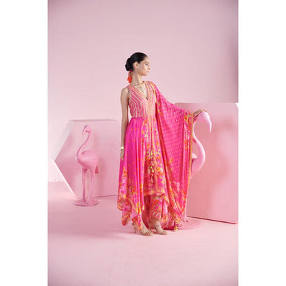 MANDIRA WIRK Women Chanderi Pink Kurta with Pant and Dupatta