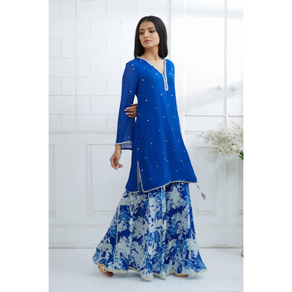 MANDIRA WIRK Women Chiffon Blue Kurta with Sharara