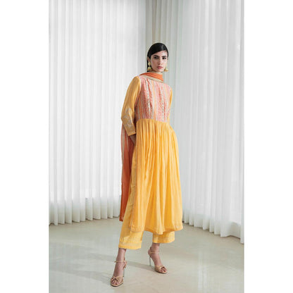 MANDIRA WIRK Women Chanderi Mustard Kurta with Pant and Dupatta