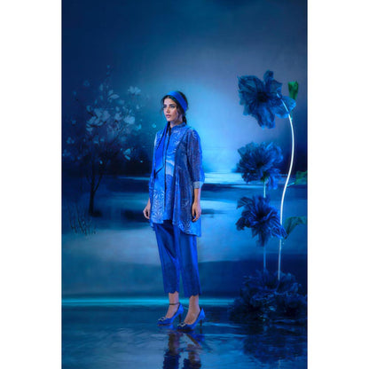 MANDIRA WIRK Women Chanderi Indigo Tunic with Pant