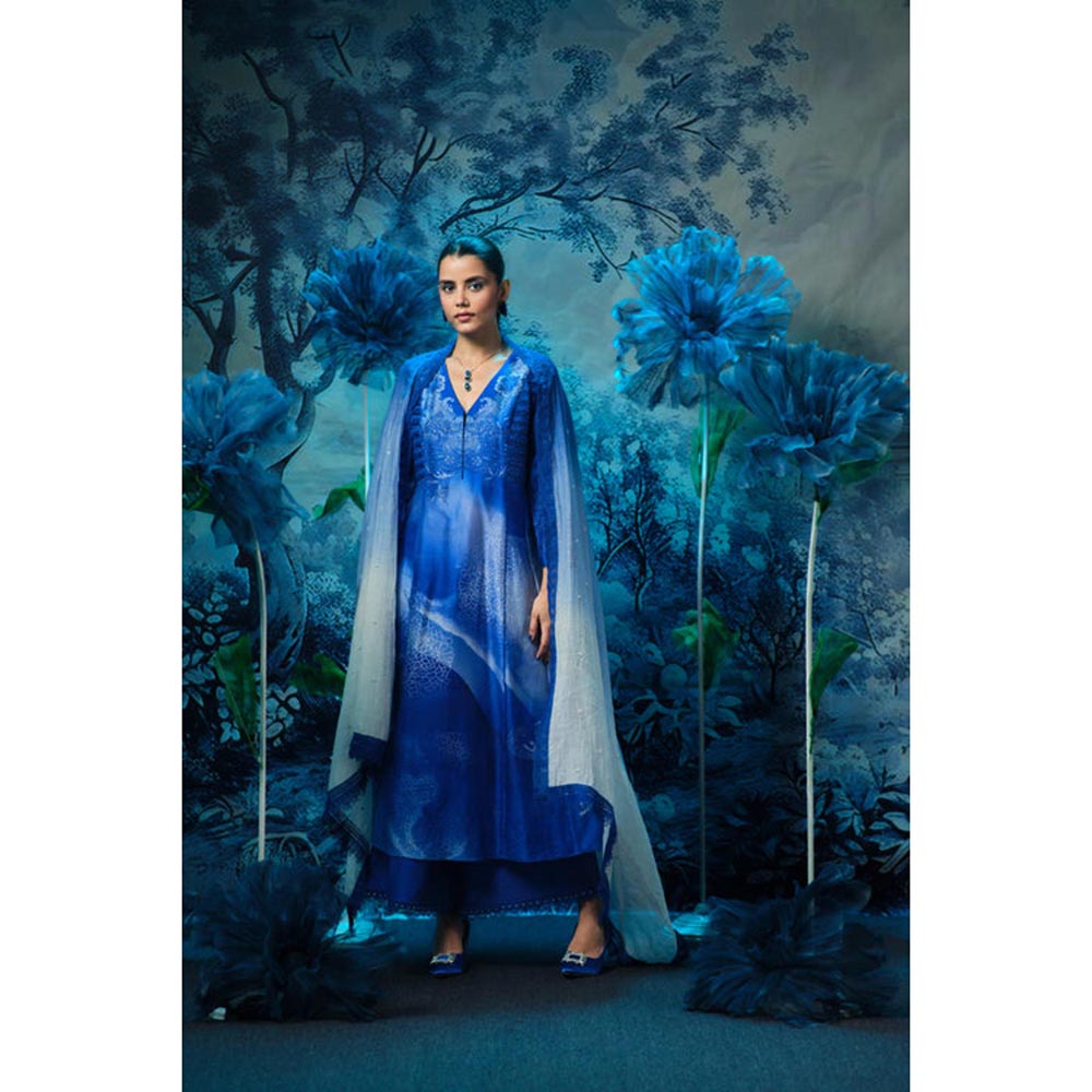 MANDIRA WIRK Women Chanderi Blue Kurta with Pant and Dupatta