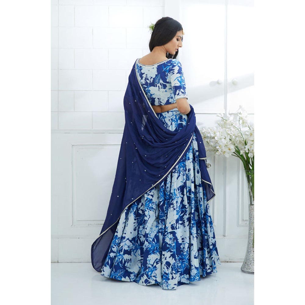 MANDIRA WIRK Blue Embroidered Printed Lehenga Blouse With Dupatta