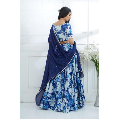 MANDIRA WIRK Blue Embroidered Printed Lehenga Blouse With Dupatta