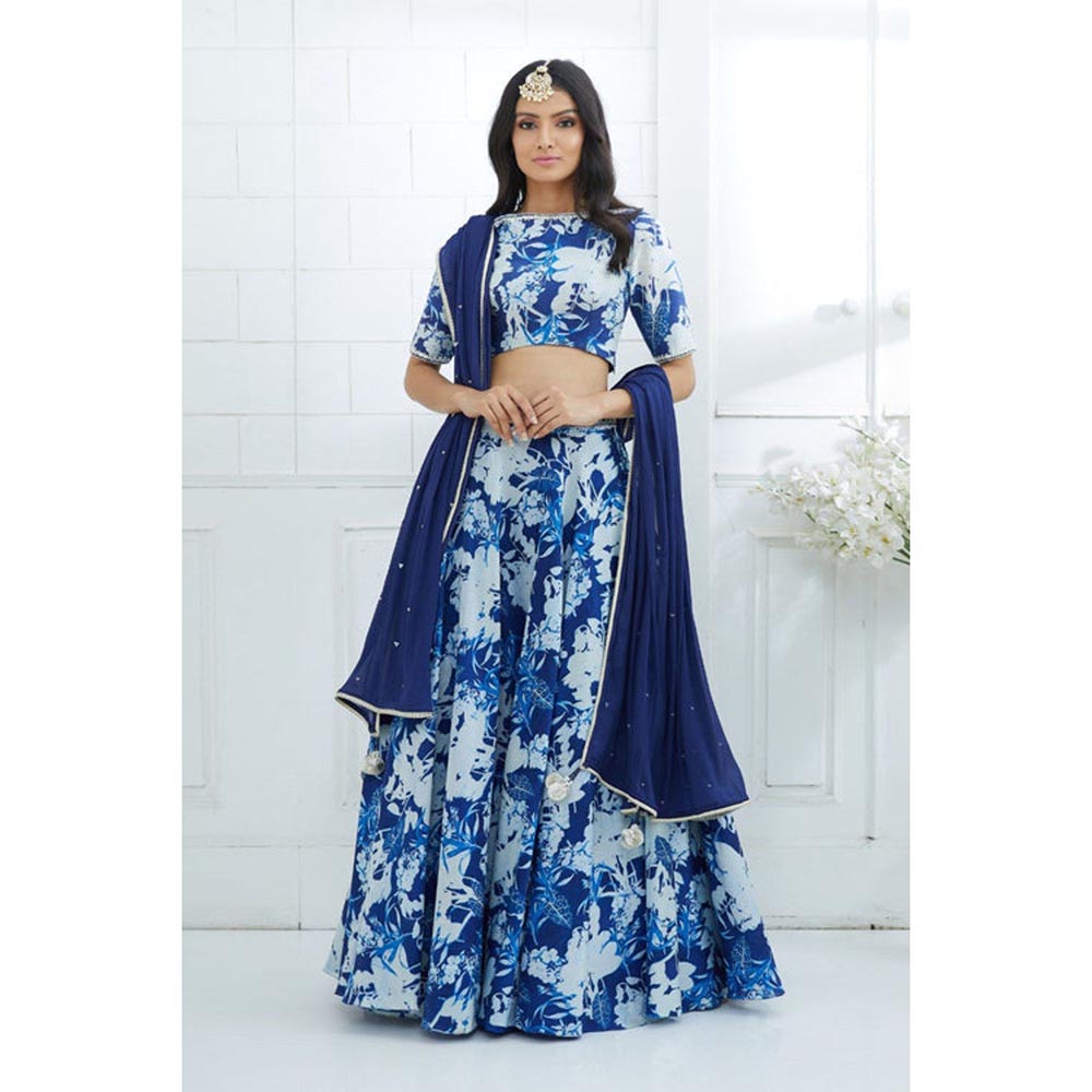 MANDIRA WIRK Blue Embroidered Printed Lehenga Blouse With Dupatta