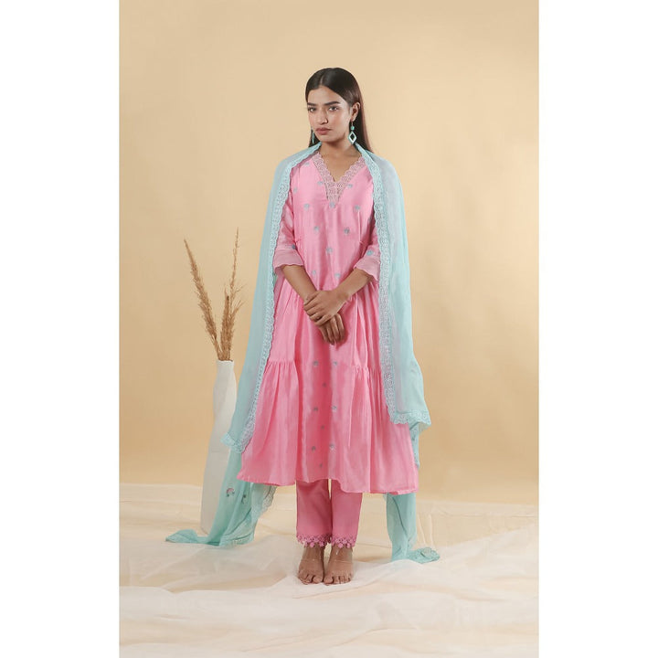 Mangalmay By Aastha Pink Gulab Kulfi Kurta with Pants & Dupatta (Set of 3)