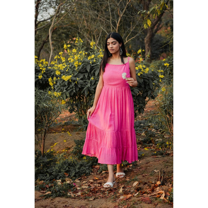 Mangalmay By Aastha Pink Crinkled Cotton Midi Dress