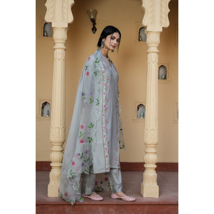 Mangalmay By Aastha Grey Serenity Embroidered Kurta with Pant & Dupatta (Set of 3)