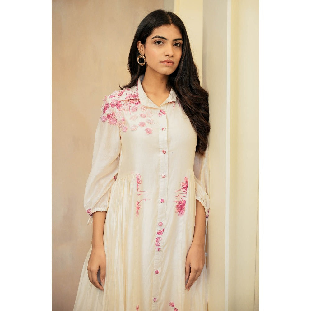 Mangalmay By Aastha Cherry Blossom Bloom Co-Ord (Set of 2)