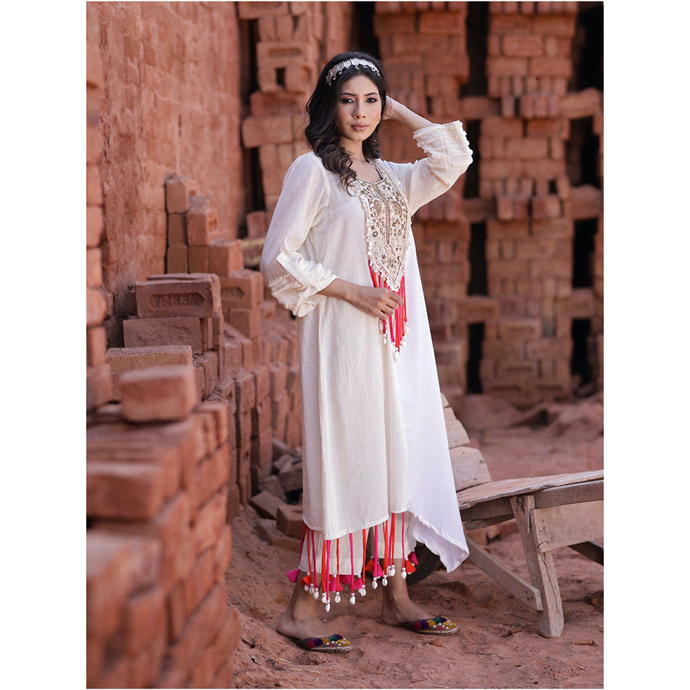 Mani Dua Khanna Asymmetric Ivory Kurta with Pant (Set of 2)