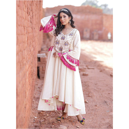 Mani Dua Khanna Flared Sleeves Ivory Kurta with Pant (Set of 2)