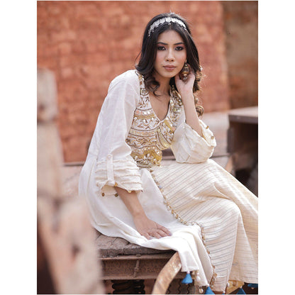 Mani Dua Khanna Coin N Shell Work Ivory Kurta with Pant (Set of 2)