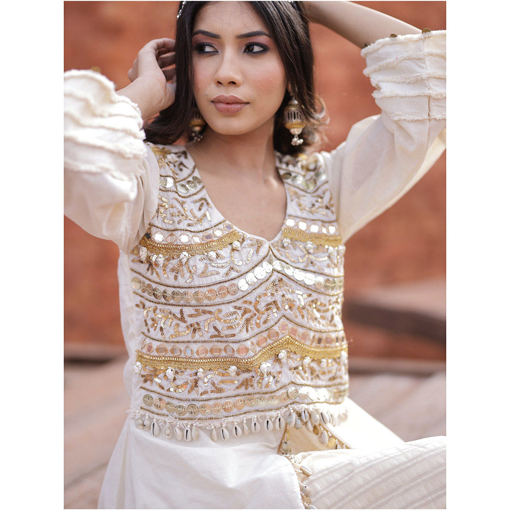 Mani Dua Khanna Coin N Shell Work Ivory Kurta with Pant (Set of 2)