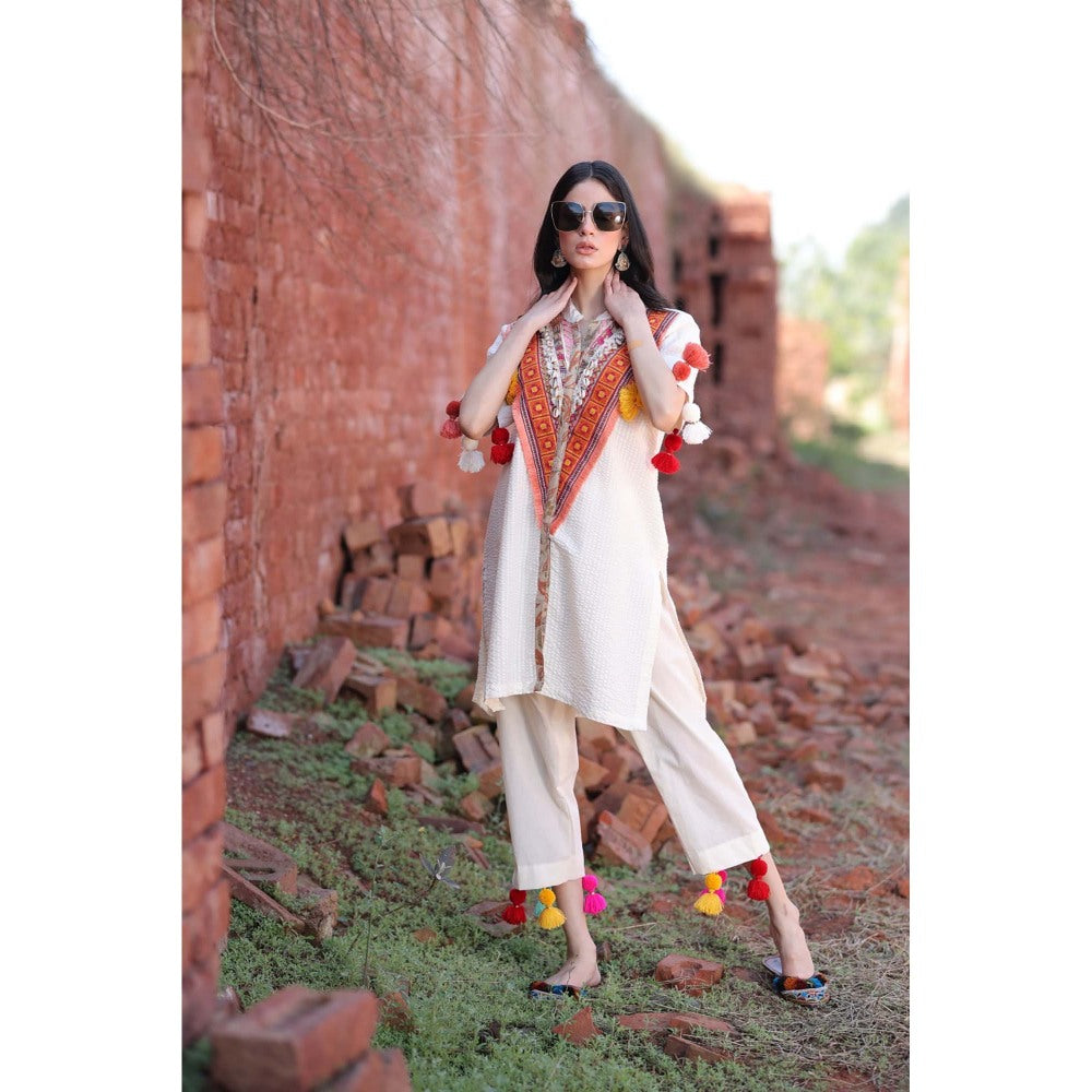 Mani Dua Khanna Embroidered Ivory Kurta with Pant (Set of 2)