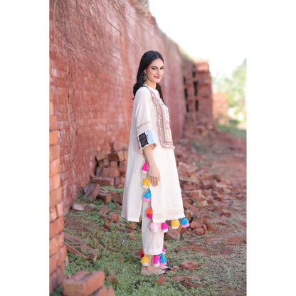 Mani Dua Khanna Boho Styled Ivory Embroidered Kurta with Pant (Set of 2)